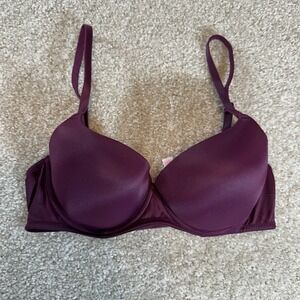 PINK Victoria's Secret Wear Everywhere Lightly Lined Purple Bra 34C